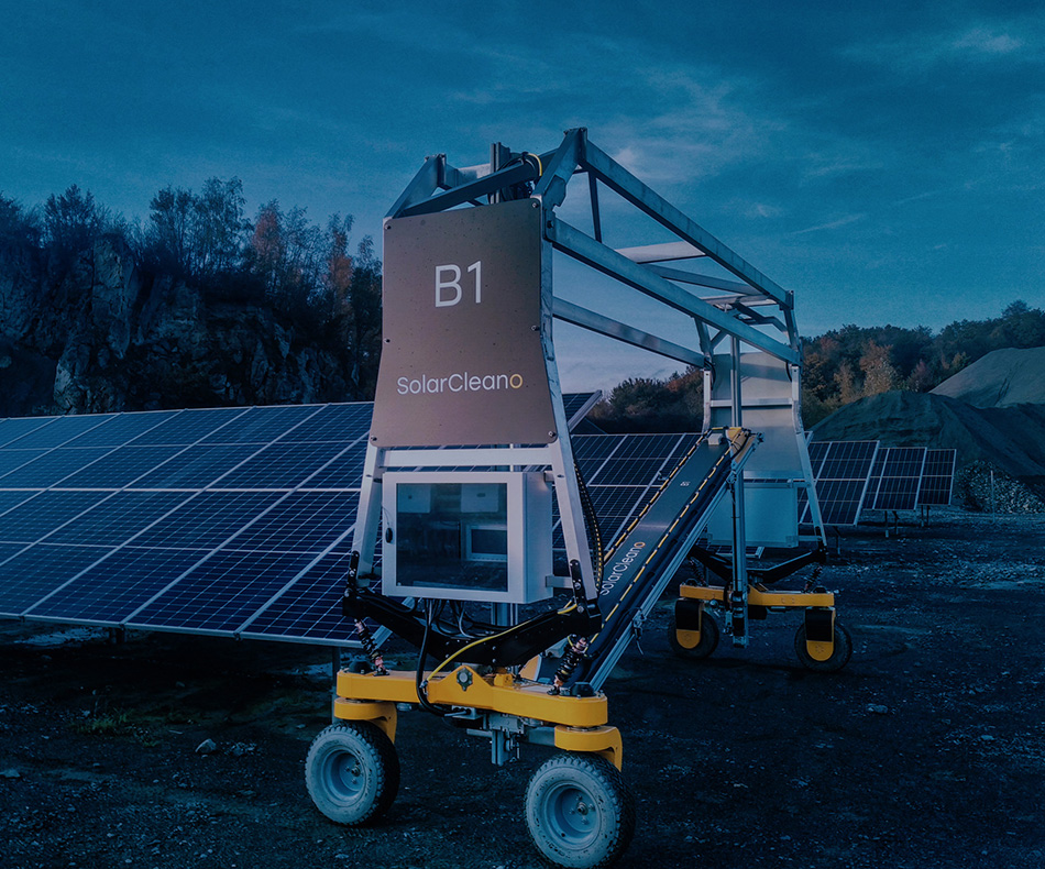 solar panel cleaning robot with AI